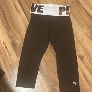 PINK cropped leggings